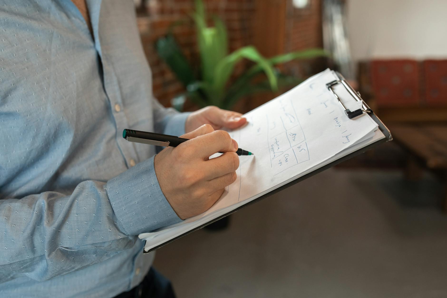 Checklist đánh giá website trực tuyến với các tiêu chí rõ ràng
